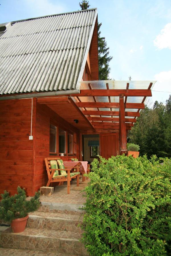 Chata Pod Brdom Ruzomberok Exterior foto